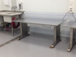 Höhenverstellbarer Arbeitstisch